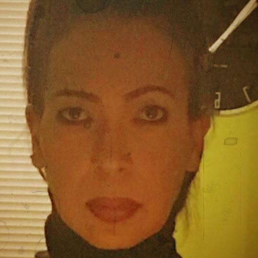 Clara Vasquez Photo 9