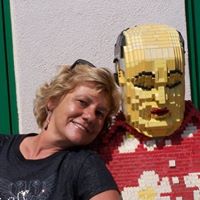 Linnea Peterson Photo 2