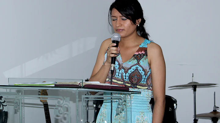 Jeannie Rojas Photo 9