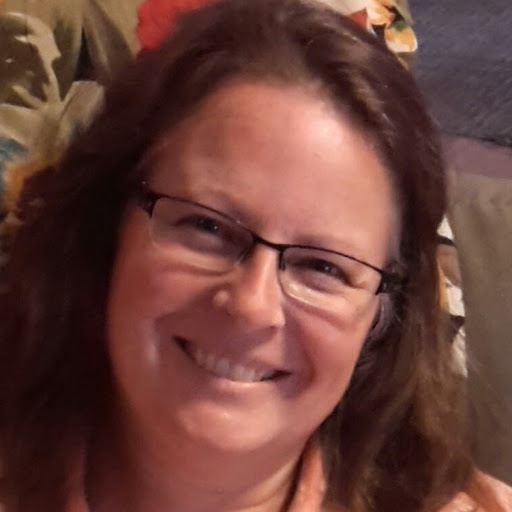 Paula Holmes Photo 9