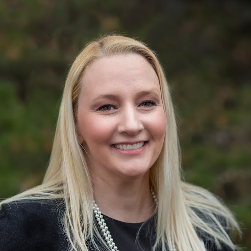Deanna Wood Photo 15