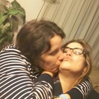 Ana Robles Photo 5