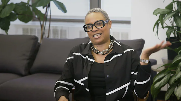 Dorothy Brown Photo 34
