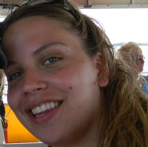Amanda Conway Photo 14