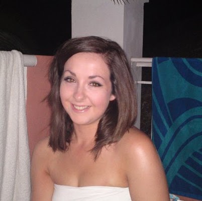 Amy Russell Photo 13
