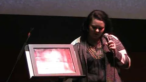 Elizabeth Hendricks Photo 35