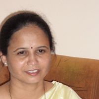 Anuradha Kulkarni Photo 1