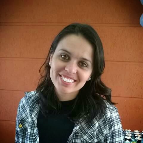 Janine Almeida Photo 12