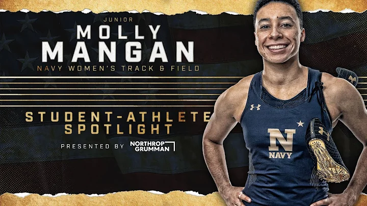 Molly Mangan Photo 13