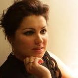 Nora Arnold Photo 1