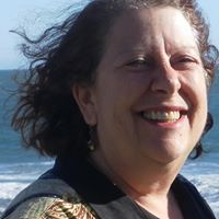 Ellen Winters Photo 10