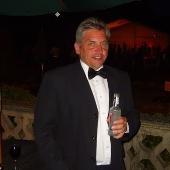 John Willy Photo 9