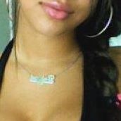 Kelly Gold Photo 1