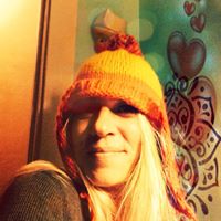 Jennifer Straub Photo 8