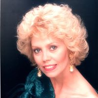 Jacqueline Glass Photo 5
