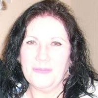 Elizabeth Justice Photo 4