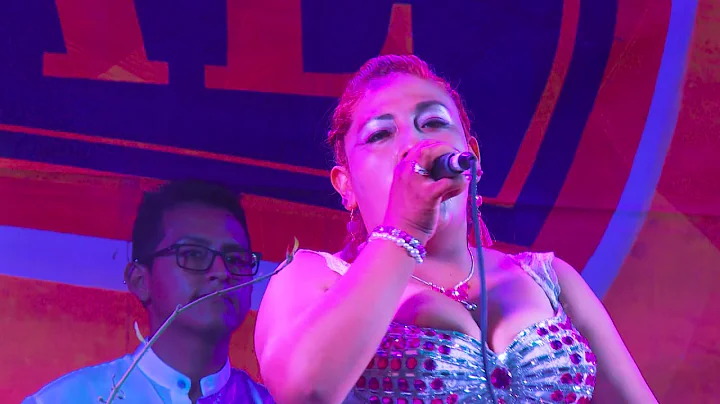 Jenny Cabrera Photo 14