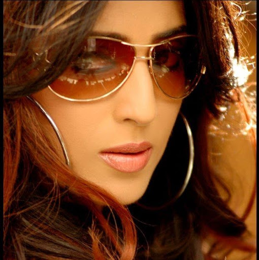 Aditi Dave Photo 9