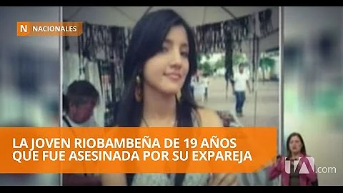 Angie Carrillo Photo 34
