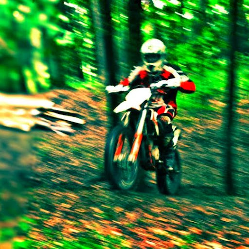 Benjamin Weiland Photo 7