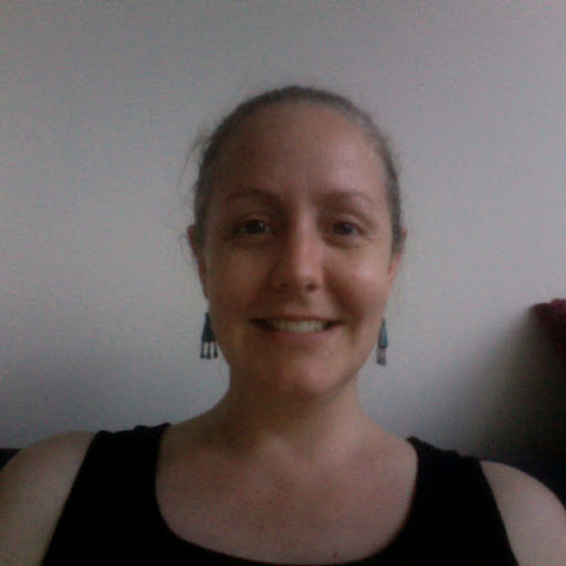 Catherine Lindsay Photo 14