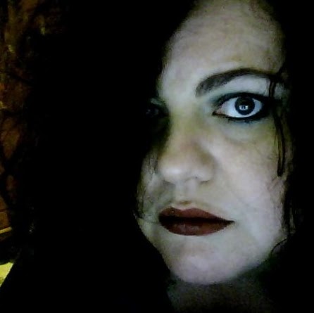 Shannon Holman Photo 9
