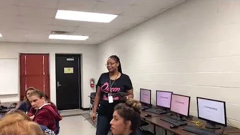 Tracey Roberson Photo 19