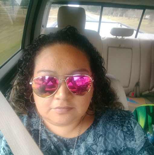Michelle Easley Photo 15