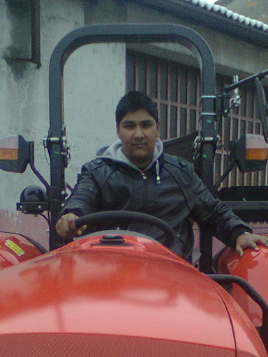 Amandeep Saini Photo 13