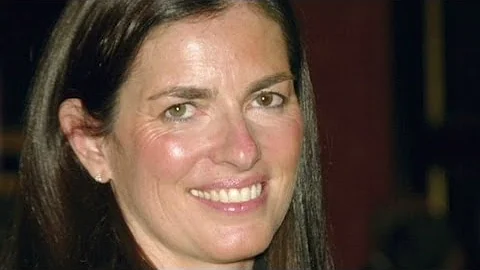 Mary Kennedy Photo 30