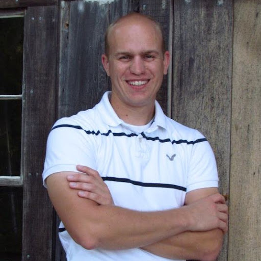 Eric Hendricks Photo 9