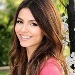 Victoria Justice Photo 2