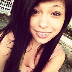 Simone Cooper Photo 12
