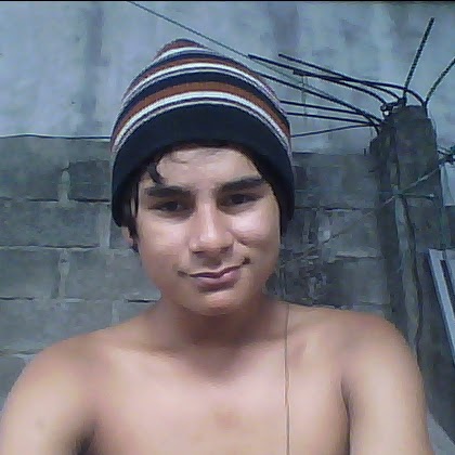 Cesar Vela Photo 14