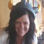 Nikki Becker Photo 5