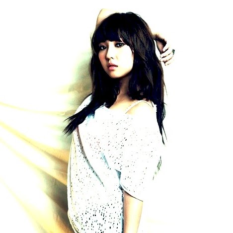 Min Lee Photo 23