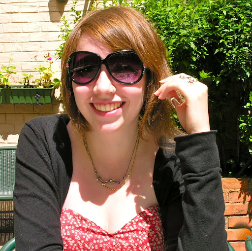 Sara Mahoney Photo 10