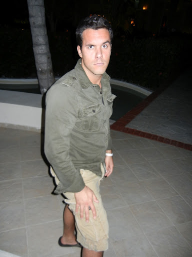 Pat Peri Photo 1