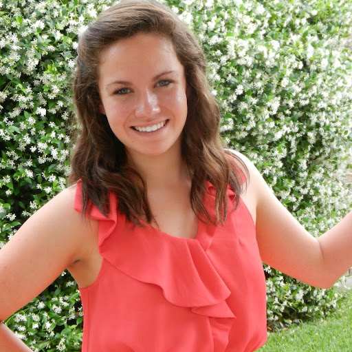 Caroline Benson Photo 13
