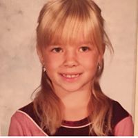 Kelly Oliver Photo 7