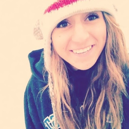 Alexis Bowen Photo 15