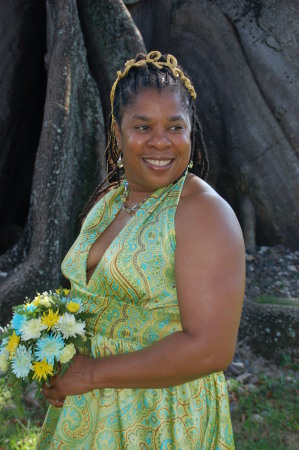 Lynda Dean Photo 11