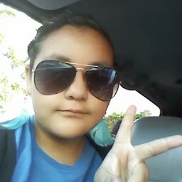 Ashly Gonzales Photo 4