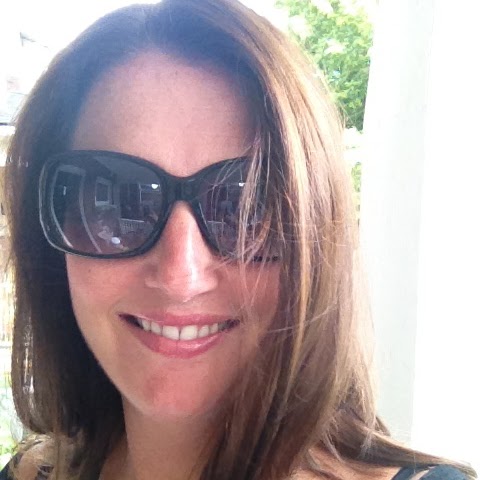 Laurie Brooks Photo 14