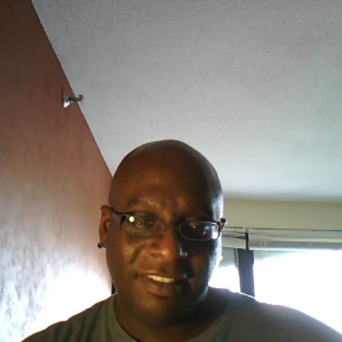 Marcus Small Photo 9