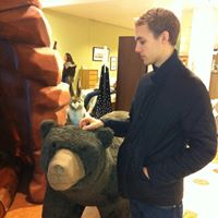 Gareth Anderson Photo 7
