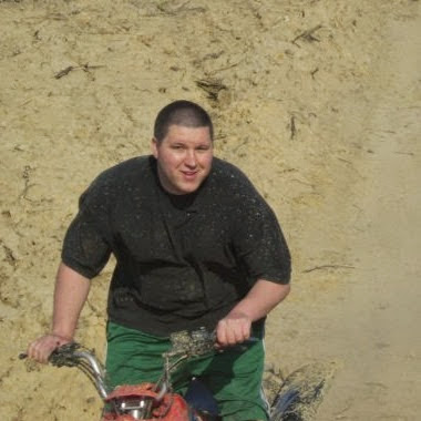 Evan Armstrong Photo 13