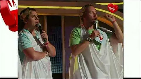 Sandra Bustamante Photo 32