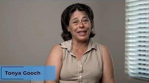 Tonya Gooch Photo 11