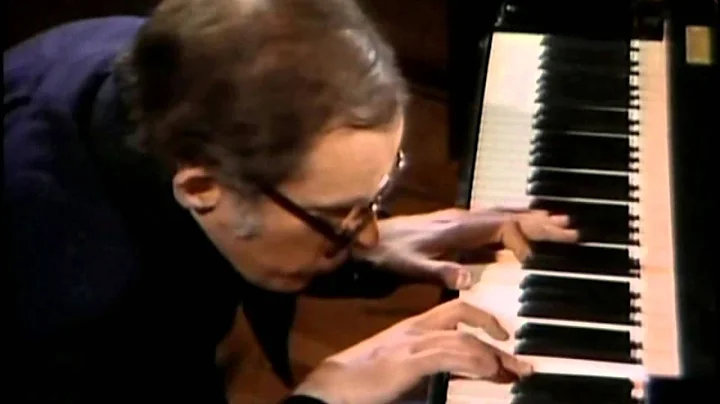 Helene Goldberg Photo 17